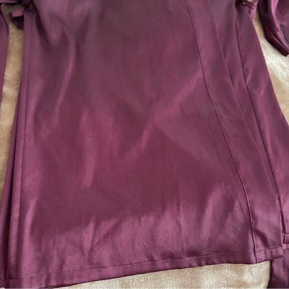 Victoria’s Secret Women’s Burgundy Wrap Short Dressing Gown Lace Silky Size XS/S - Picture 14 of 16